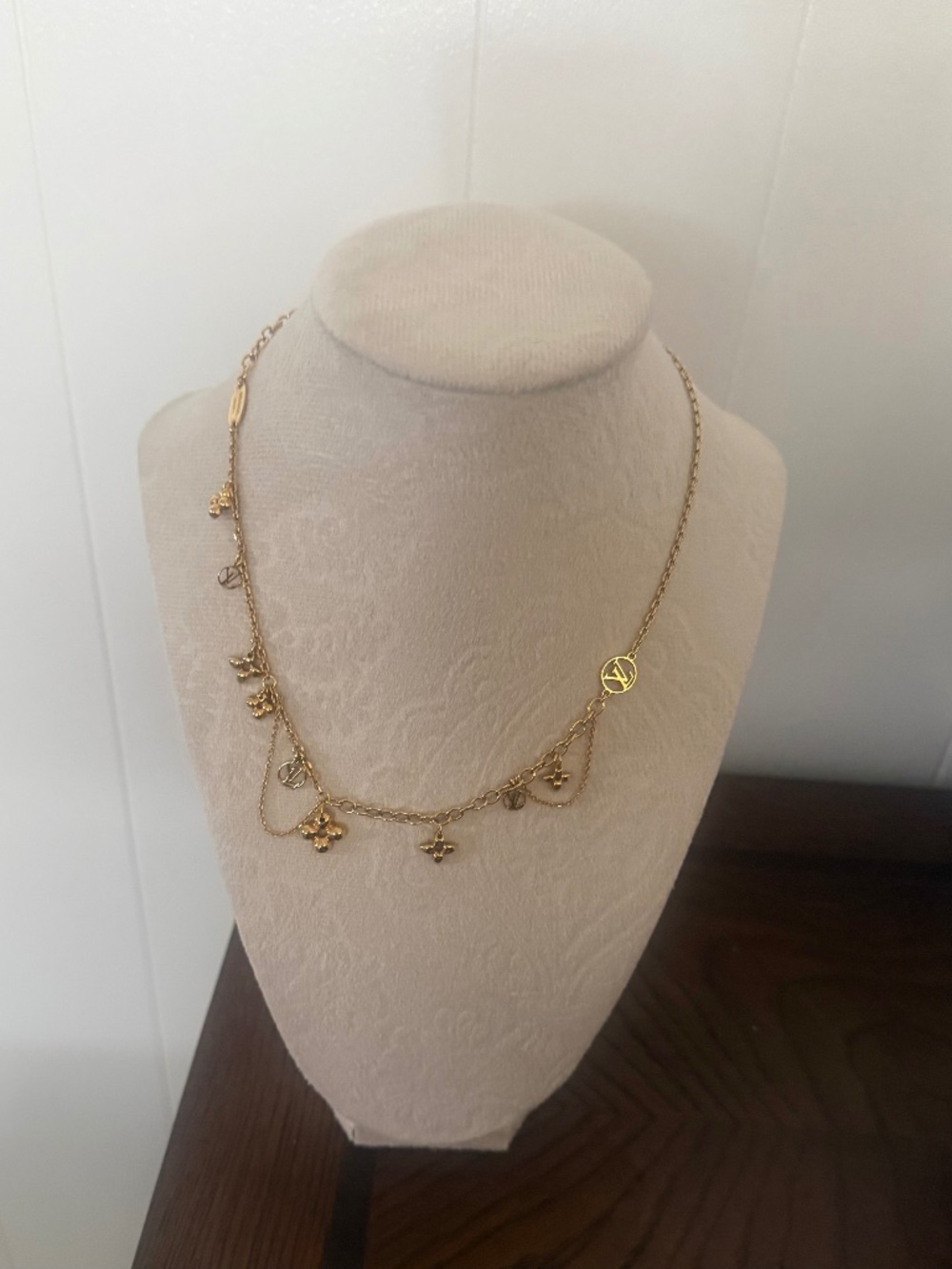 Louis Vuitton Blooming Supple Necklace